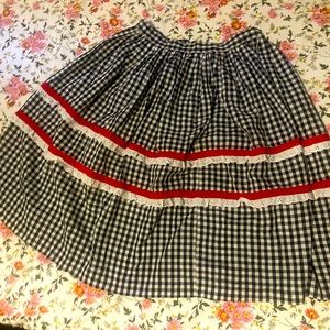 Vintage cottagecore gingham skirt lace trim Swedish German riot grrl